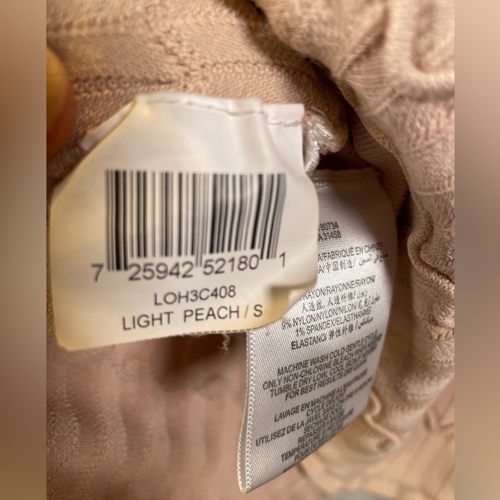 BCBG MAXAZRIA Light Peach Ribbed Knit Ruffle Mini Skirt Womens Small - Picture 4 of 7